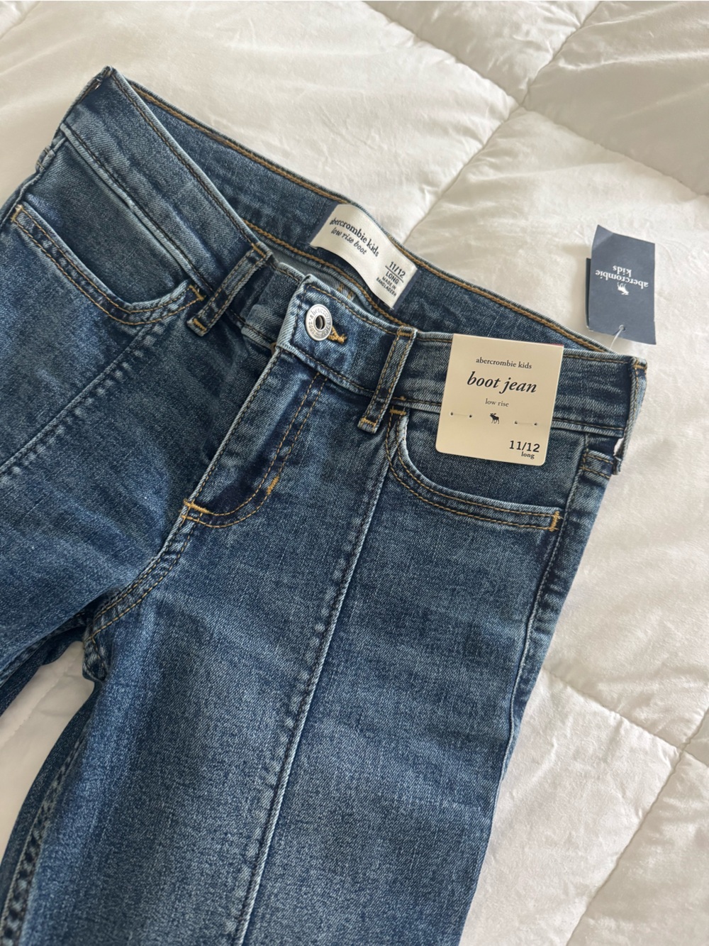 Abercrombie Girls 11/12 long med blue wash bootcut jeans